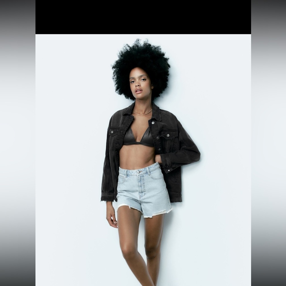 High Rise Ripped Hem Denim Shorts 26 (us 2)
